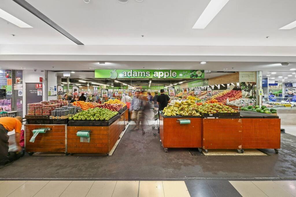 Hurstville温馨舒适公寓。走路1分钟到火车站，周围大型超市，大型商场，电影院，美食街环绕。 Sydney